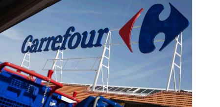 Fachada de un centro de Carrefour.