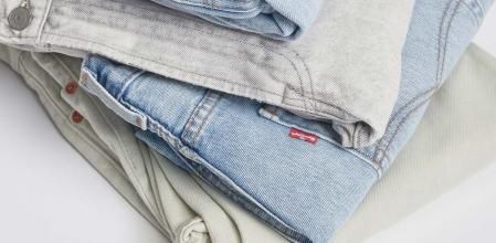 Pantalones Levi's en oferta