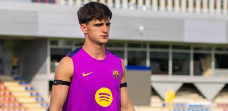 Pau Víctor en la última revisión médica con el Barcelona