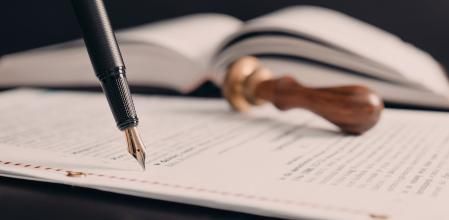 El testamento es el medio legal para proteger los bienes del fallecido.&nbsp;