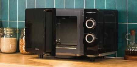 Los mejores microondas de Cecotec, baratos y potentes, por menos de 60 euros