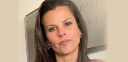 Mar Benítez Demtschenko es abogada especialista en derecho informático