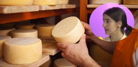 Una quesera artesana, sobre los ingredientes que conforman el queso.