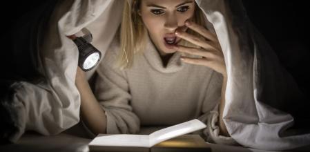 Descubre las mejores novelas de misterio para devorar después de las vacaciones