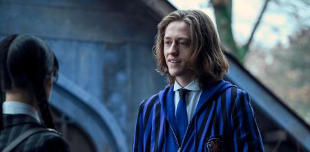 Percy Hynes White como Xavier Thorpe.