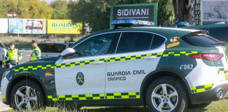 La Guardia Civil advierte de los riesgos de dejar objetos a la vista en el coche en verano&nbsp;