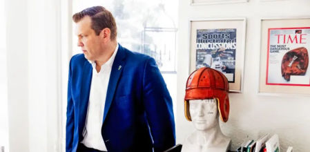 Chris Nowinski, neurocientífico y exluchador profesional