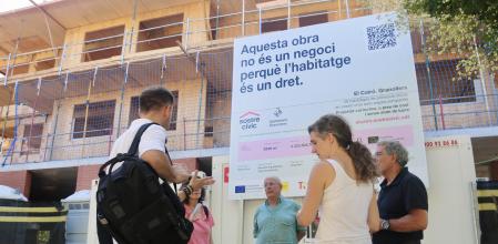 Futuros vecinos del edificio El Cairó.