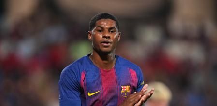 BARCELONA, SPAIN - AUGUST 10: Marcus Rashford of FC Barcelona applauds during the Joan Gamper Trophy match between FC Barcelona and Como1907 at Estadi Johan Cruyff on August 10, 2025 in Barcelona, Spain. (Photo by Alex Caparros/Getty Images)