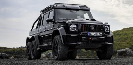 Esta transformación ha alargado el vehículo hasta los 6,23 metros de longitud.