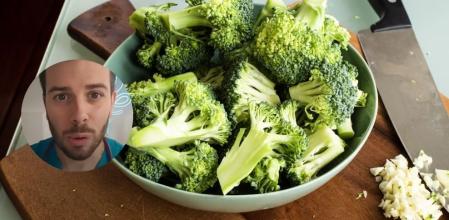 Jaume Fontanals, médico, recomienda el brócoli como uno de los alimentos beneficiosos para el hígado.