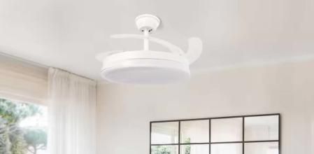 Ventilador de techo en un comedor