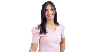 Olga M. Caba es psicología clínica especializada en adicciones, trauma y dependencia emocional