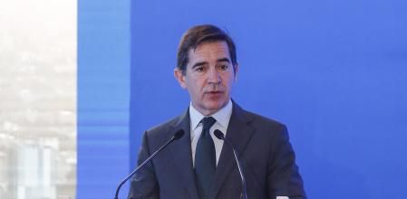 MEX3440. CIUDAD DE MÉXICO (MÉXICO), 27/05/2025.- El presidente de Grupo BBVA, Carlos Torres Vila, habla durante la Reunión Nacional de Consejeros Regionales este martes, en Ciudad de México (México). El banco BBVA invertirá más de 100.000 millones de pesos (unos 5.000 millones de dólares) en México entre 2025 y 2030, anunció TorresVila, en medio de un entorno de desaceleración económica y desafíos estructurales para el país. EFE/ Isaac Esquivel