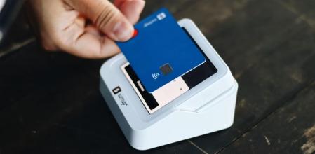 Aunque las tarjetas 'contactless' son seguras, también pueden ser objeto de estafas.