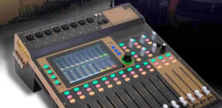 Mesa mezcladora con tu pantalla táctil.