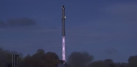 La Starship inicia el despegue desde la Starbase de Texas de SpaceX