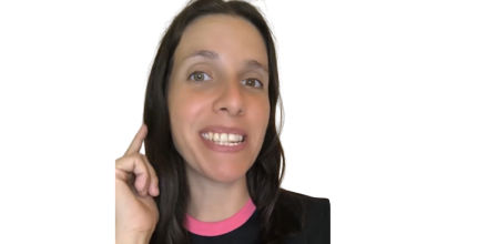 Yenitips, como se la conoce en sus redes, da consejos de tecnología