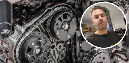 El mecánico Miquel Turbo recomienda cambiar todas las piezas posibles cuando se realiza una reparación grande, como renovar la cadena de distribución