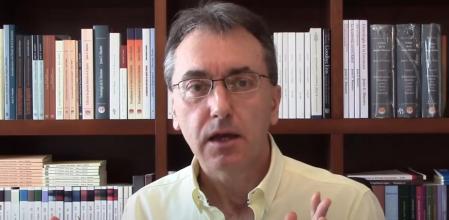 Según Maestro, la universidad coloca a los estudiantes en una especie de burbuja