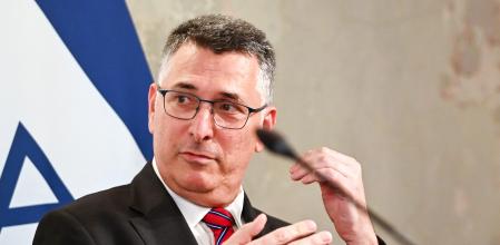 El ministro de Exteriores de Israel, Gideon Saar, durante una rueda de prensa&nbsp; )