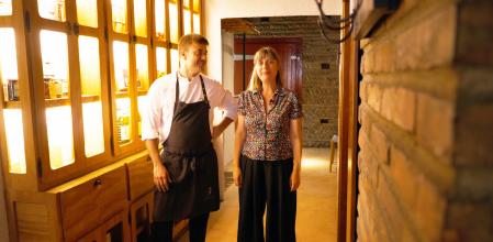 El chef Gonzalo Ferreruela y la librera Mertxe París&nbsp;