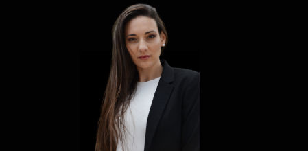 Eli Defferay es experta en banca y finanzas