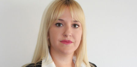 Irene Murcia Sánchez, es abogada en Meroño & Murcia