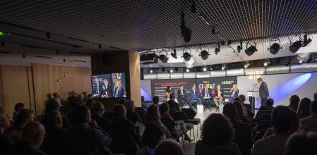 La mesa redonda de la décima edición de la Summit Barcelona Oberta, que se celebró ayer en Casa Seat