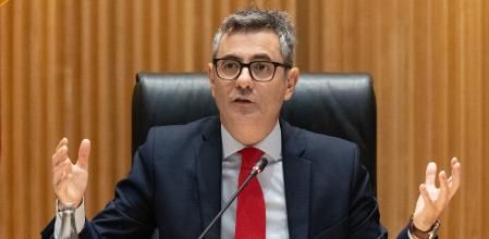 El ministro de la Presidencia, Justicia y Relaciones con las Cortes, Félix Bolaños, interviene durante la clausura de una jornada sobre la protección de los menores en el entorno digital, en el Congreso, a 17 de octubre de 2025, en Madrid (España). La jornada ha sido organizada por DigitalES bajo el título 'Infancia y adolescencia en la era digital: un reto social y legislativo'