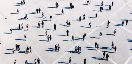 Miles de personas se concentran en los puntos neurálgicos de la ciudad 