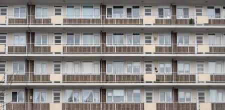 SPIJKENISSE, NETHERLANDS - FEBRUARY 22: A police officer passes along a walkway in a block of flats on February 22, 2017 in Spijkenisse, Netherlands. The Dutch will vote in parliamentary elections on March 15 in a contest that, according to some polls, is currently led by far-right candidate Geert Wilders, the leader of the anti-Islam Party for Freedom (PVV). The Dutch election is the first of three prominent Eurozone elections with Germany heading to the polls on September 24 and the first round of the French presidential elections taking place on April 23. (Photo by Carl Court/Getty Images)