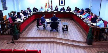Sesión extraordinaria del pleno municipal de Sant Adrià de Besòs .