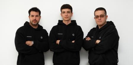 El clásico intercambio de cartas de jugadores de fútbol ahora también puede hacerse desde el teléfono móvil gracias a los álbumes digitales de Collectibol. Las