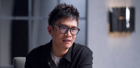 Vinh Giang en un momento del vídeo