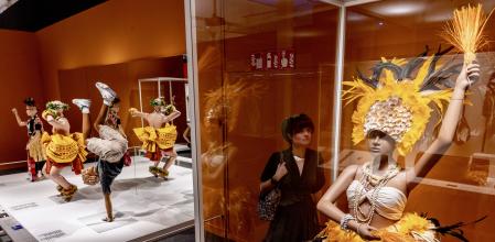 La danza es la forma de expresión artística más célebre de las islas del Pacífico y ocupa uno de los siete ámbitos temáticos de la exposición&nbsp;