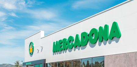 Fachada de un supermercado de Mercadona en Portugal.