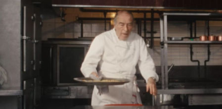 Francesc Fortí en su restaurante