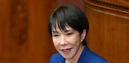 La nueva primera ministra japonesa, Sanae Takaichi, representa el ala más derechista, nacionalista y militarista del Partido Liberal Democrático. Imagen de su intervención en la Dieta del 24 de octubre.&nbsp;