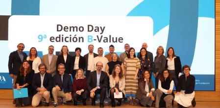 Foto de familia de premiados y partners.