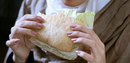 El sándwich es una de las mejores opciones cuando improvisamos comidas en el trabajo