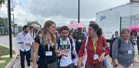 Sara Aagesen, ministra para la Transición Ecológica, y su equipo de la COP30 desalojan el pabellón de negociaciones por un incendio.