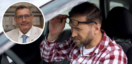 El presidente de los oftalmólogos y optometristas de Catalunya recomienda a quienes necesitan llevar gafas para conducir que tengan unas a mano