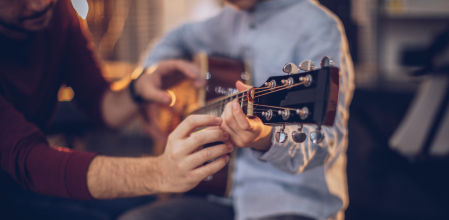 La música es un elemento que permite mejorar a la sociedad.