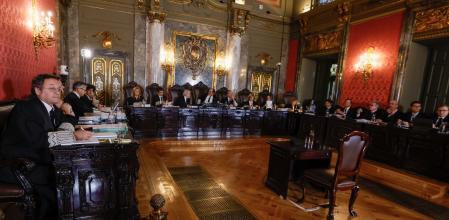 Vista general de la sala durante la primera jornada del juicio en el Tribunal Supremo