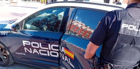 Imagen de un coche de la Policía Nacional en Valladolid