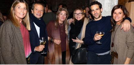 Marisa Falcó, condesa de Godó, en el centro, junto a Rosaura Marsiñach y su hijo Pere Autonell y la familia Soldevila