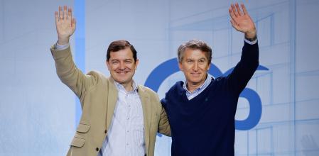 El presidente del Partido Popular, Alberto Núñez Feijóo, y el presidente de la Junta de Castilla y León, Alfonso Fernández Mañueco.&nbsp;
