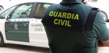 La Guardia Civil mantiene activo un operativo para la detención de los presuntos asesinos