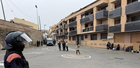 Inquilinos con sus pertenencias